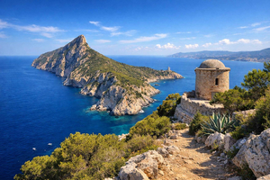 Esplora il Parco Naturale dell'Isola di Dragonera con pranzo e sosta per fare il bagno