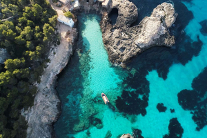 From Cala Figuera: Boat Tour – Cala Mondragó – Caló des Moro – Cala Marmols