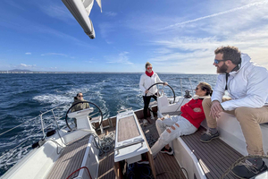 Learn to sail as a family in Playa de Palma