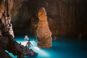 Mallorca: Klifwandeling en zeegrotten tour in Cala Romántica