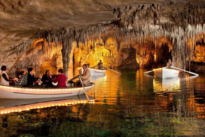 Mallorca: Drach Caves, Porto Cristo, and Pearl Factory Tour