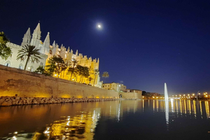 Maiorca: passeggiata invernale a Palma con luci natalizie