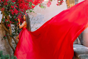 Palma de Flying Dress Photoshoot with Photographer