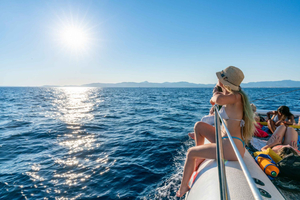 Palma de Maiorca: Cruzeiro de catamarã de 5 horas com almoço e mergulho