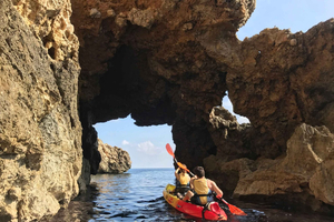 Pollença: Kayak Discovery – Snorkel y Cuevas
