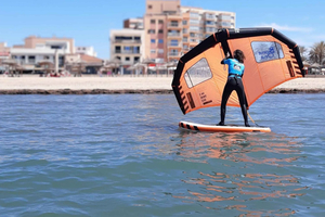 Maiorca: lezione privata di wingfoil