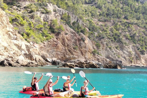 Sant Elm: Guided kayak tour to the island Dragonera