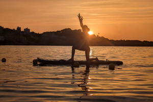 Maiorca: esperienza di SUP Yoga all'alba