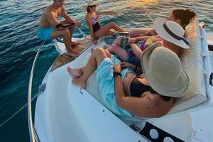 Gita in barca privata al tramonto nella Riserva Marina di Maiorca