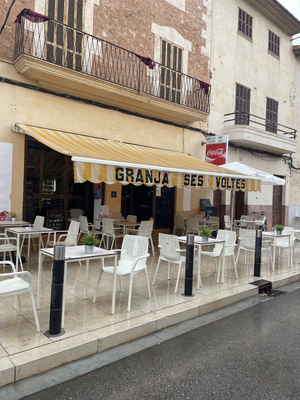 Cafetería Granja Ses Voltes