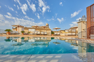 Ca's Comte Suites & Spa