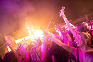 Agenda Beach Club Party im Toy Room Beach Club