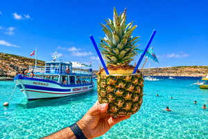 Blue Lagoon and Santa Maria Caves Cruise