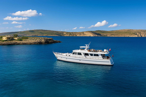 From Sliema: Around Malta Cruise with 3 Swim Stops and Lunch