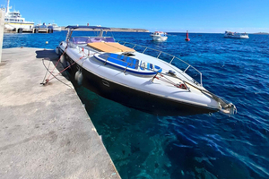 Semi-private Comino Half-Day Cruise with max 15 passengers