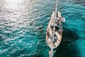 Sliema: Three Bay Cruise with Lunch & Optional Transfers