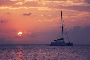 Sunset Sailing and Yoga Experience with Snacks