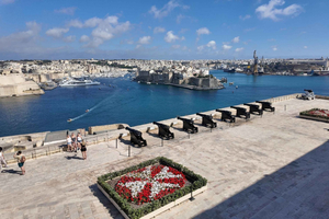 Valletta: 2.5h Walk with Local Guide, History & Stories