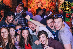 VIP Pub Crawl with Drinks Premium