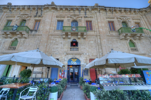 Bistro 516