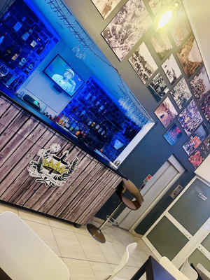 It-Tipsy Lounge