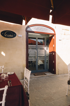 L' Arkati Restaurant