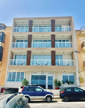 South 32 Hotel