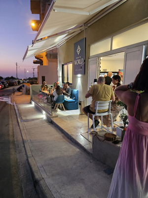 Top of the World Cafe-bistro