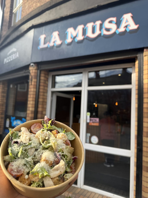 La Musa Pizzeria - Contemporary