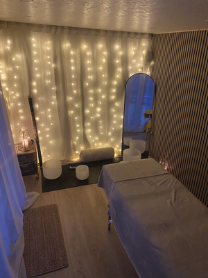 Louise holistic & wellbeing