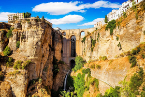 Marbella/Estepona: Ronda and Setenil de las Bodegas