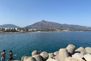 Marbella: Private bike tour Marbella - Puerto Banus with tapas tasting