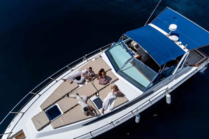 PUERTO BANUS: YACHTS RENTAL FOR GROUP 1H