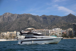 Yacht cruise along the coast. Possibility of dolphin sightings