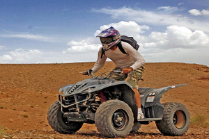 Agafay : Demi-journée de balade à dos de chameau et de quad dans le désert rocailleux avec déjeuner
