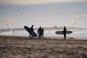 Essaouira: Kitesurf- oder Wingfoil-Kurs mit Kursleiter