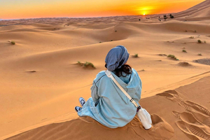 Ab Marrakesch: 3-tägige Tour in die Wüste von Merzouga & Luxus-Camping