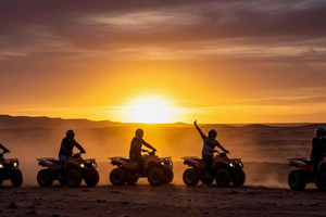 Depuis Marrakech : quad et balade à dos de chameau dans le désert d'Agafay