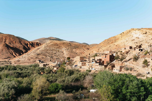 Marrakech : Randonnée de 2 jours dans les montagnes de l'Atlas avec séjour dans un village