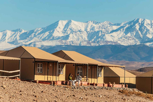Marrakech: Agafay Desert Retreat, Tent, Dinner, Show & Pool