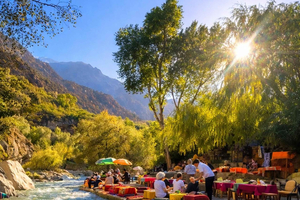 Marrakech: dagtrip naar de Ourika-vallei met watervallen en lunch