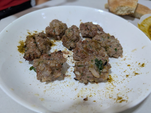 Grilled Meats & Lentils