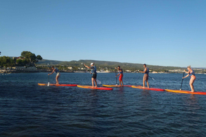 Calanques van peddelsurftour met gids
