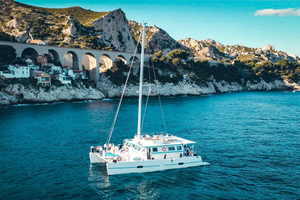 Frioul Archipelago Catamaran Cruise with Lunch