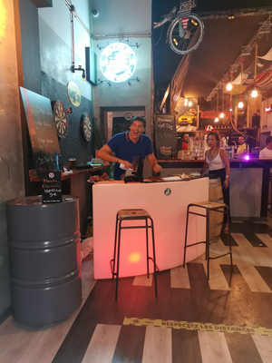 The F Pub