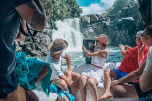 Trou d'Eau Douce: Tour in motoscafo per l'Ile aux Cerfs con pranzo