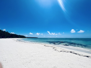 4 Seasons Beach