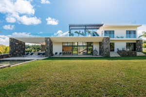 Anahita - Villa Shanti