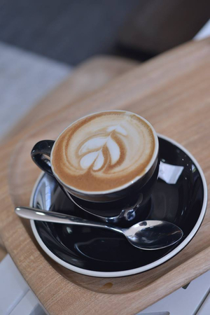 Café LUX*