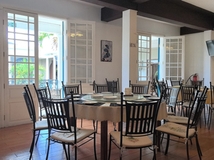 Hunan Restaurant